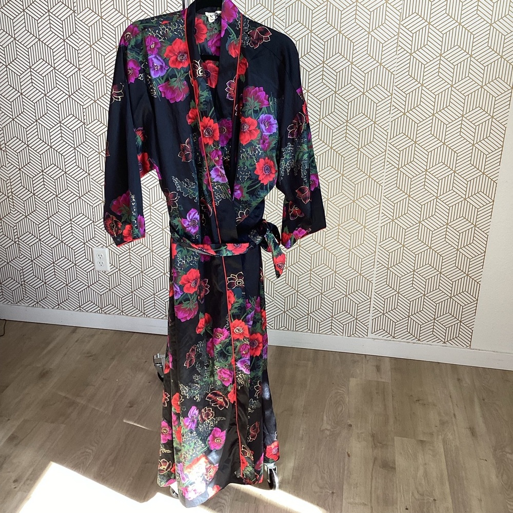 Christian Dior Loungewear Robe Made In USA Vintage 1980s